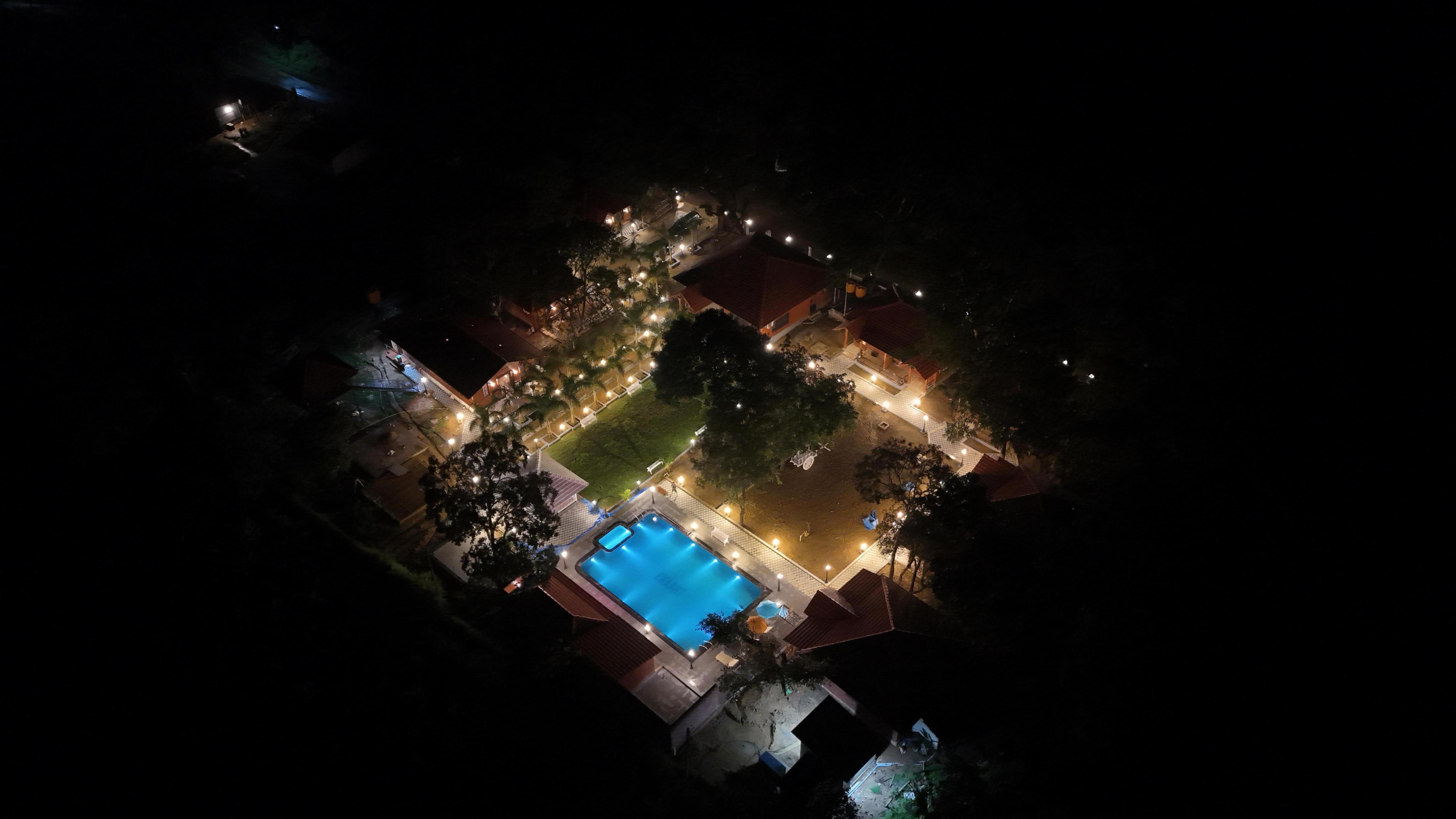 Ekaant Jungle Homestay - Tap to explore photos