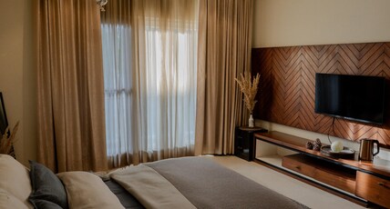 Vamsa : Boutique Stay Room Type - Moon Suite With Private Balcony