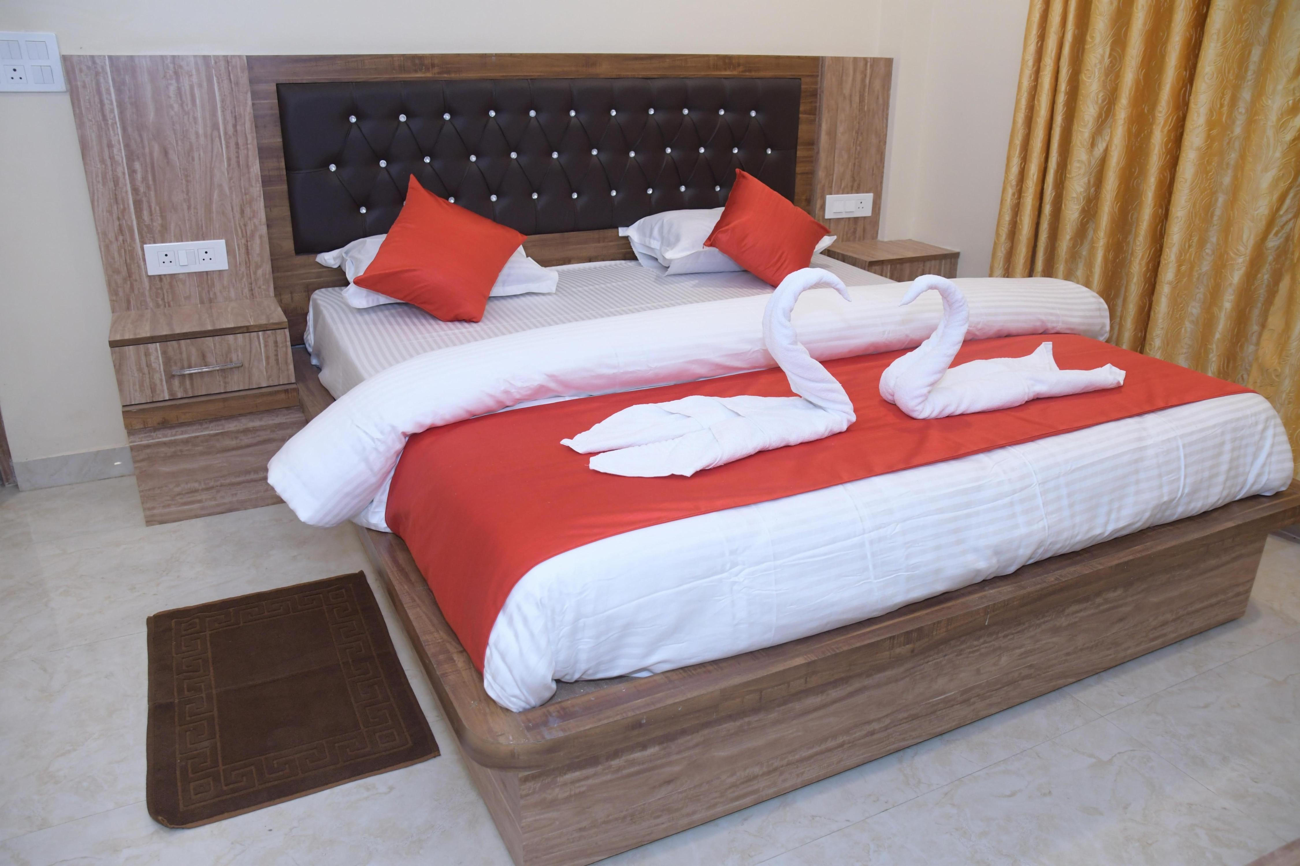 Hotel Mintu Priya Cum Resorts - Tap to explore photos