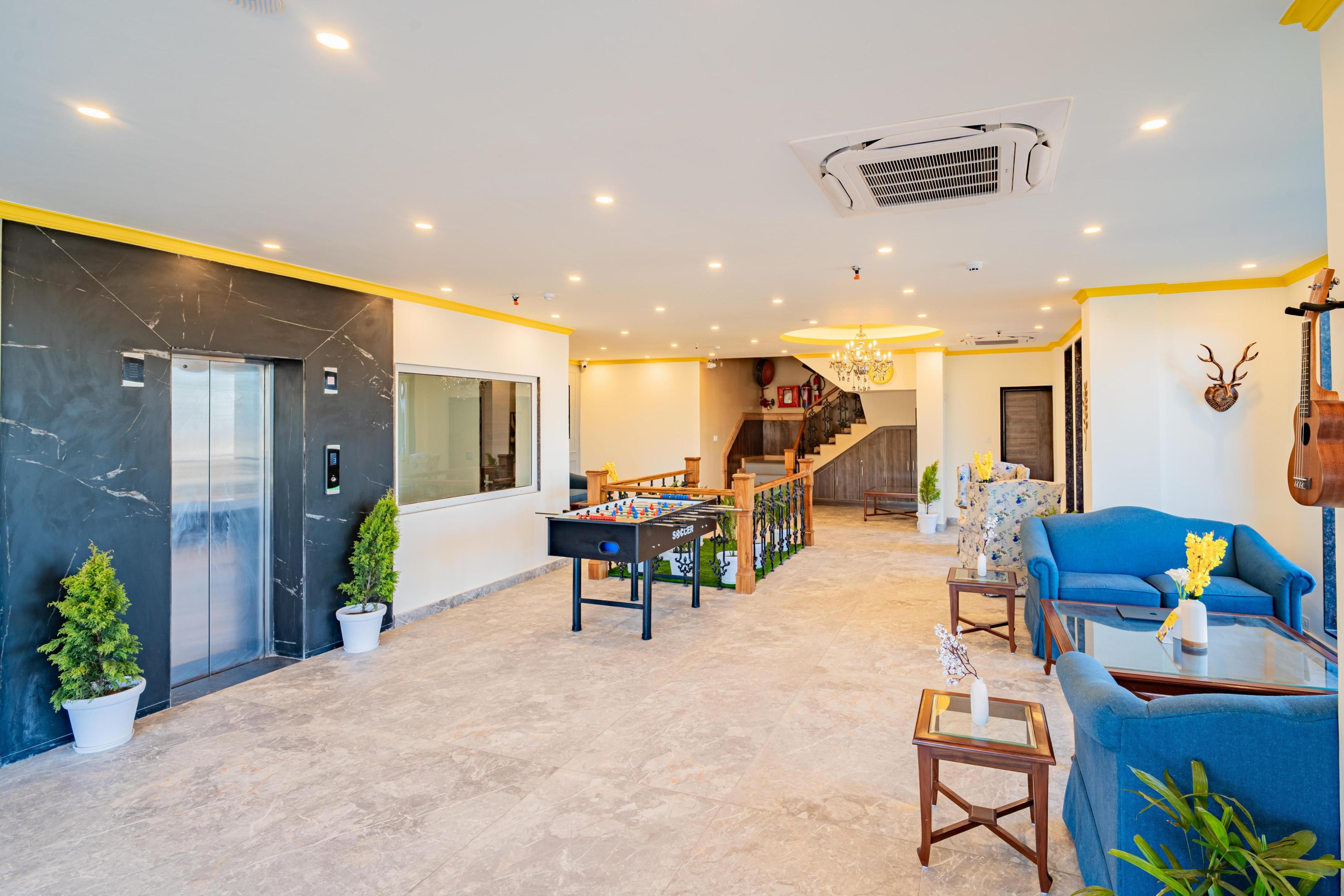 The Hosteller Shimla, Valley View - Tap to explore photos