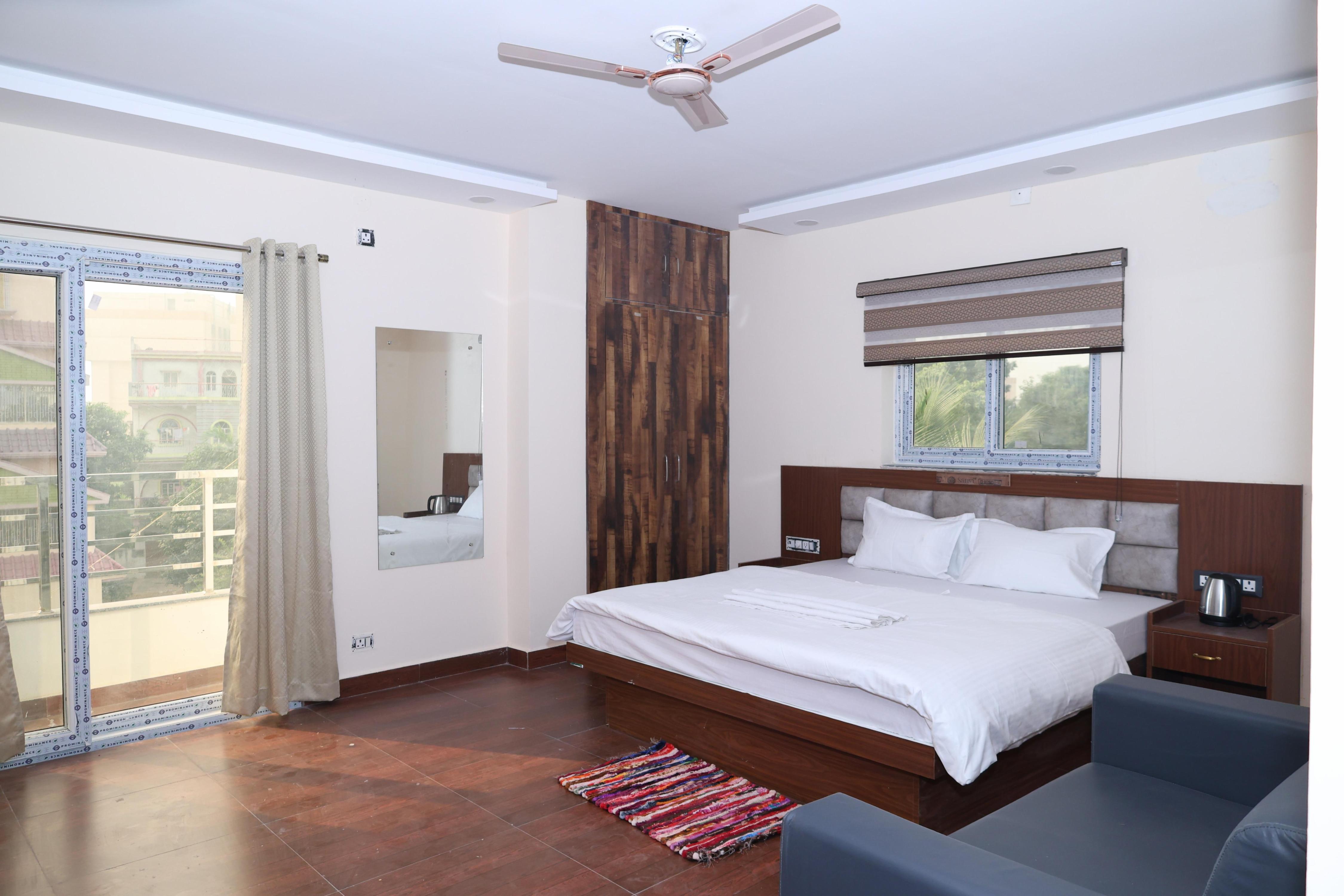 Siddhi Residency 200 meter from Aiims Room Type - Family Room with Balcony
