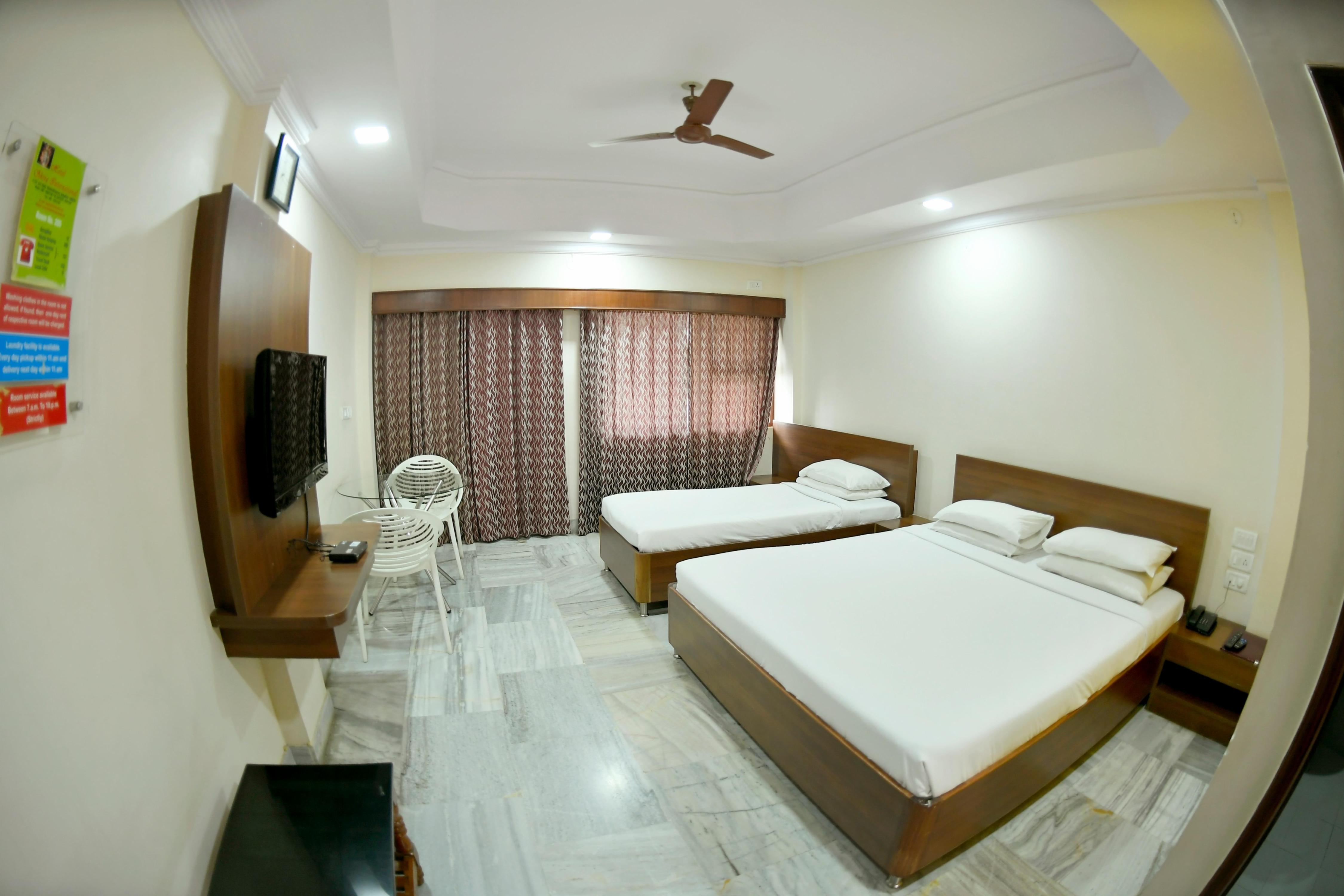 Shiva International Room Type - Deluxe Room AC