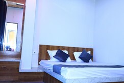 Address of Hotel Shiv Shakti palace