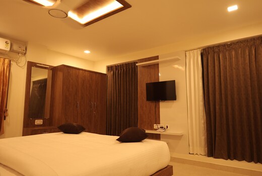 AAHHAA RESIDENCY