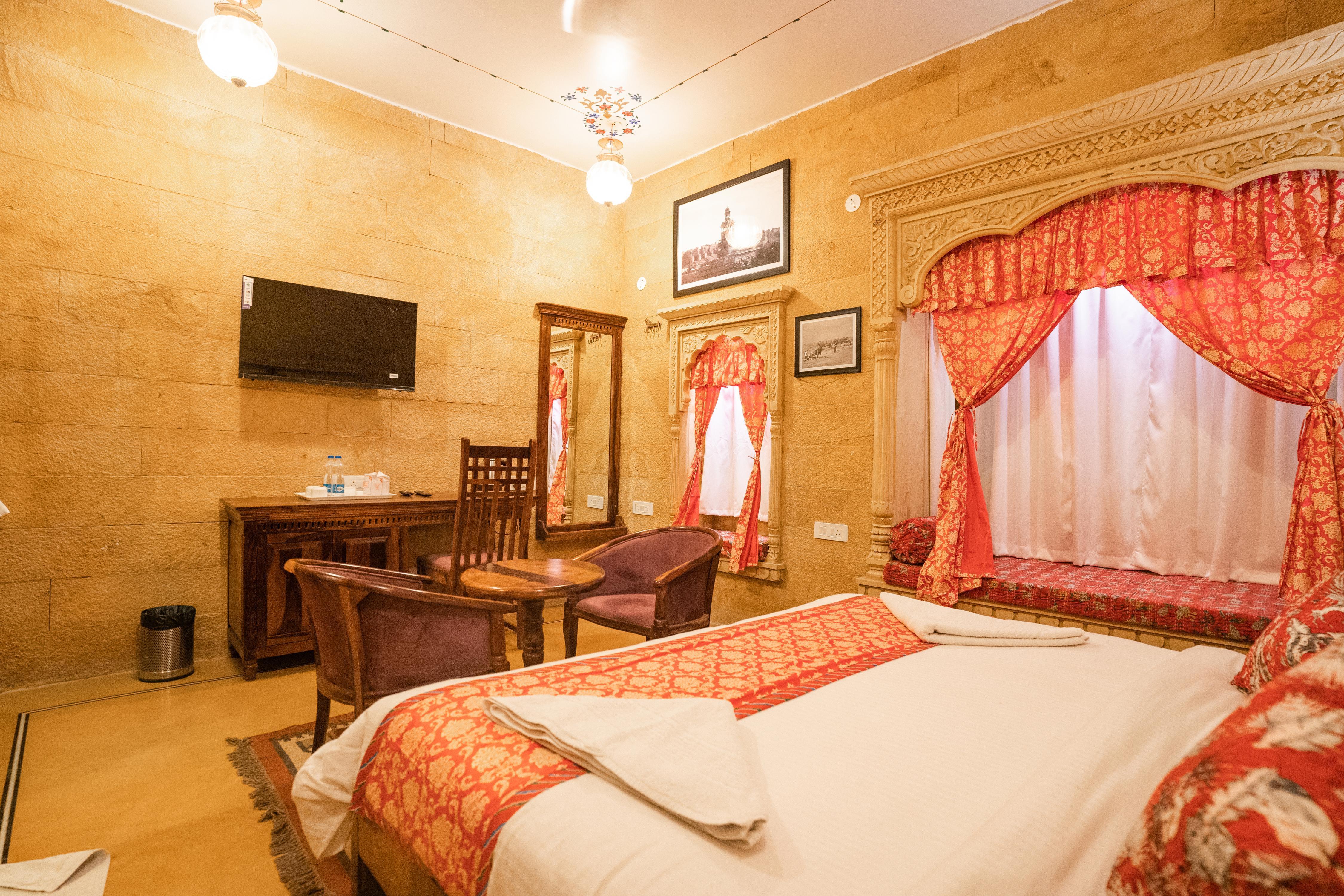 Hotel Govind Fort - Tap to explore photos