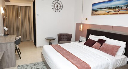Le Prestige Residency Room Type - Deluxe Room