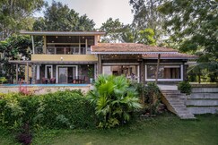 SaffronStays Sommeliers Choice