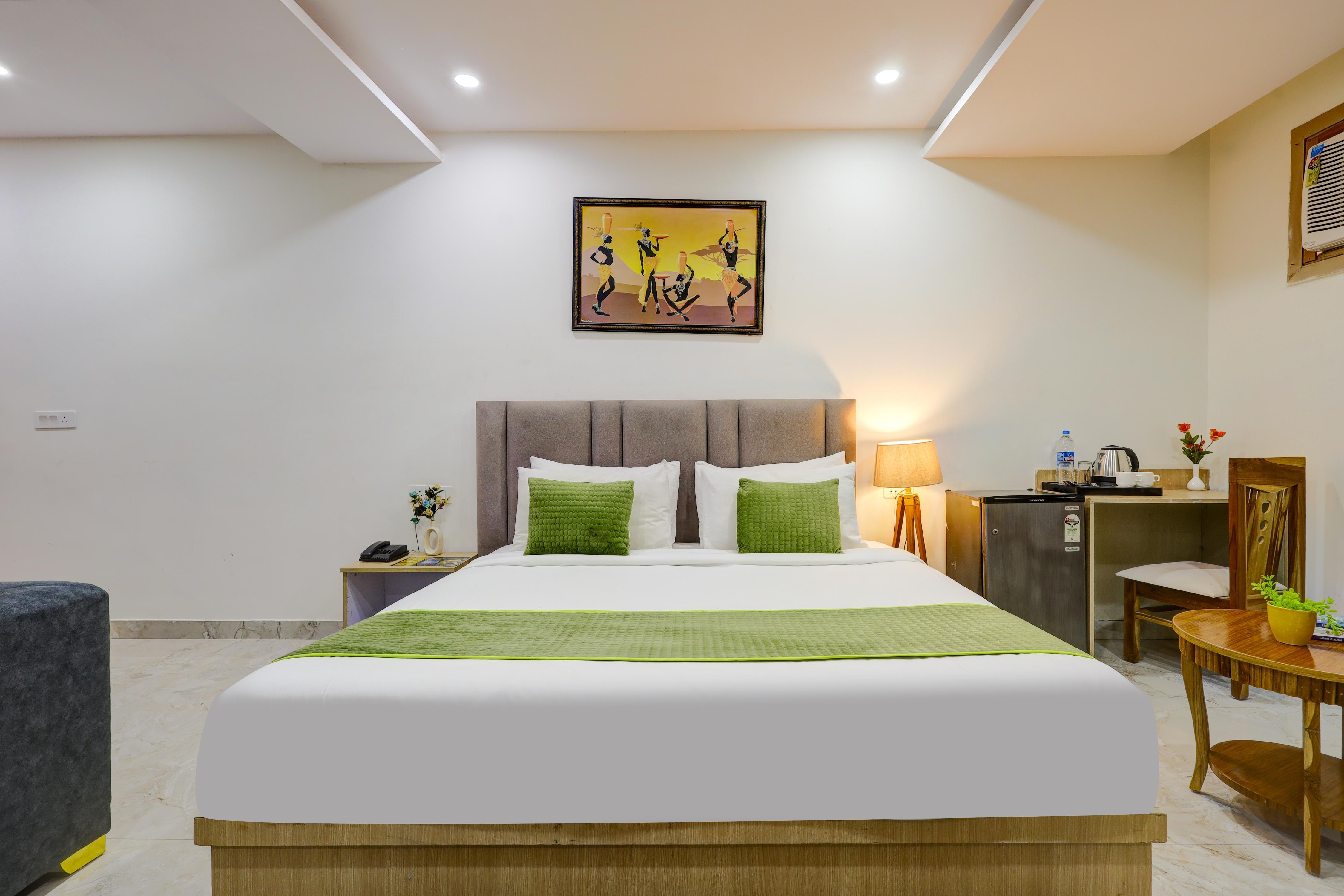 Castle Grand Hotel Dwarka Sector - 21 Room Type - Super Deluxe Room With Free Wifi