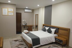 Cruz Inn Calicut