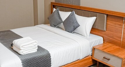 Cruz Inn Calicut Room Type - Executive Double Room AC