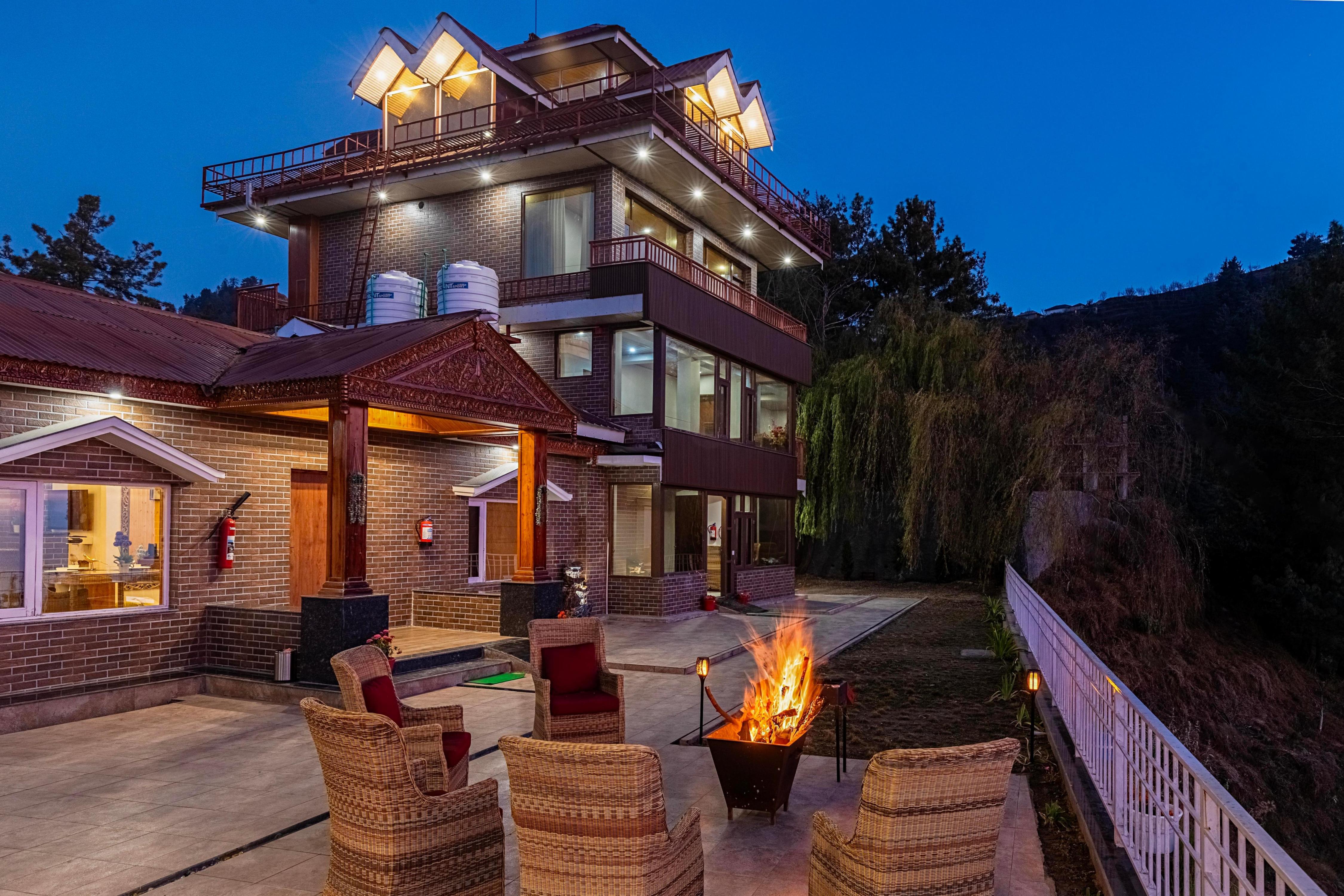 Alaya Stays Lafu House Woodscave Room with Attic & Hill views