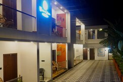 Wavealokam Beach Retreat