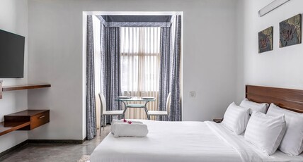 The Pentouz Lavelle Road Room Type - Queen Studio