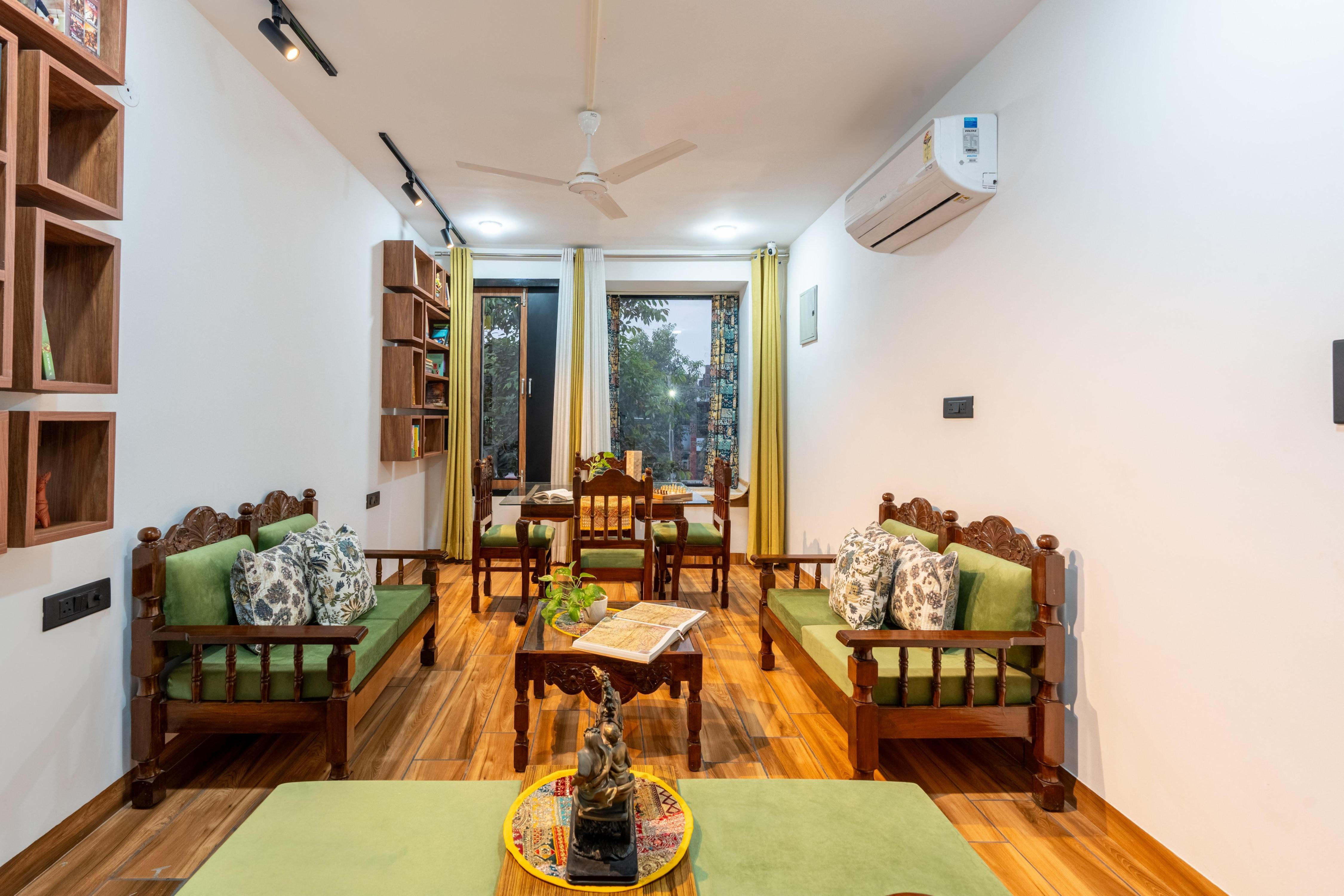 Jaipur Manor Spacious 4 BHK with Private Kitchen Room Type - Jaipur Manor Spacious 4BHK with Antique Decor