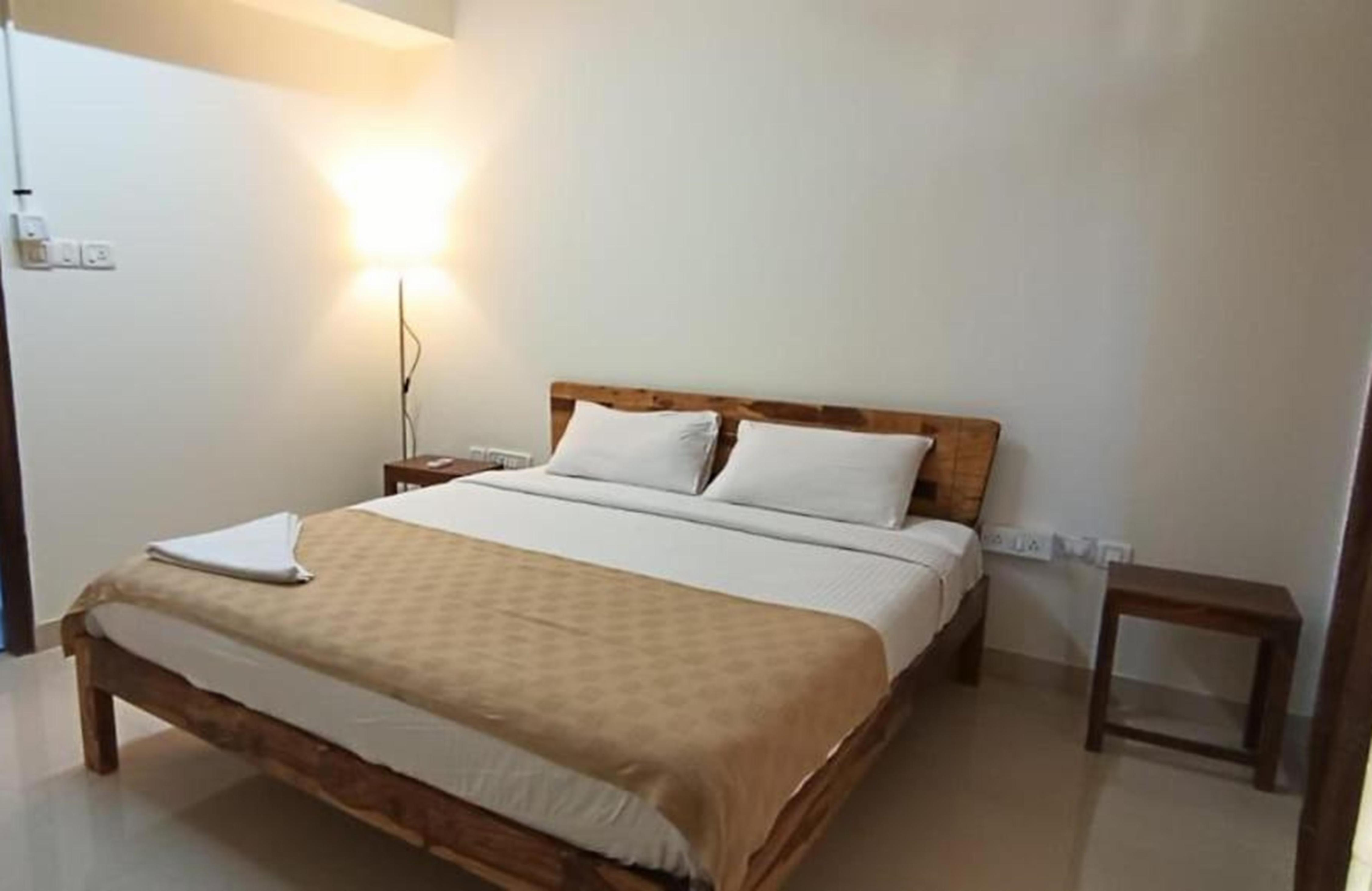 Revkeys Corporate Stay Room Type - Superior Double Room