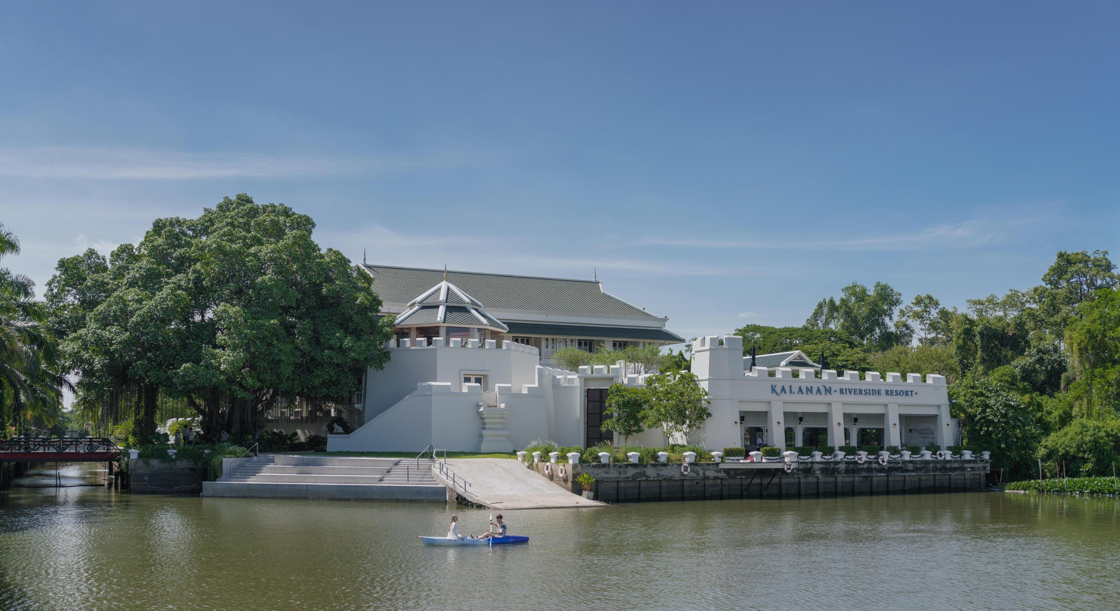 Kalanan Riverside Resort
