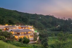 SaffronStays Skyfall