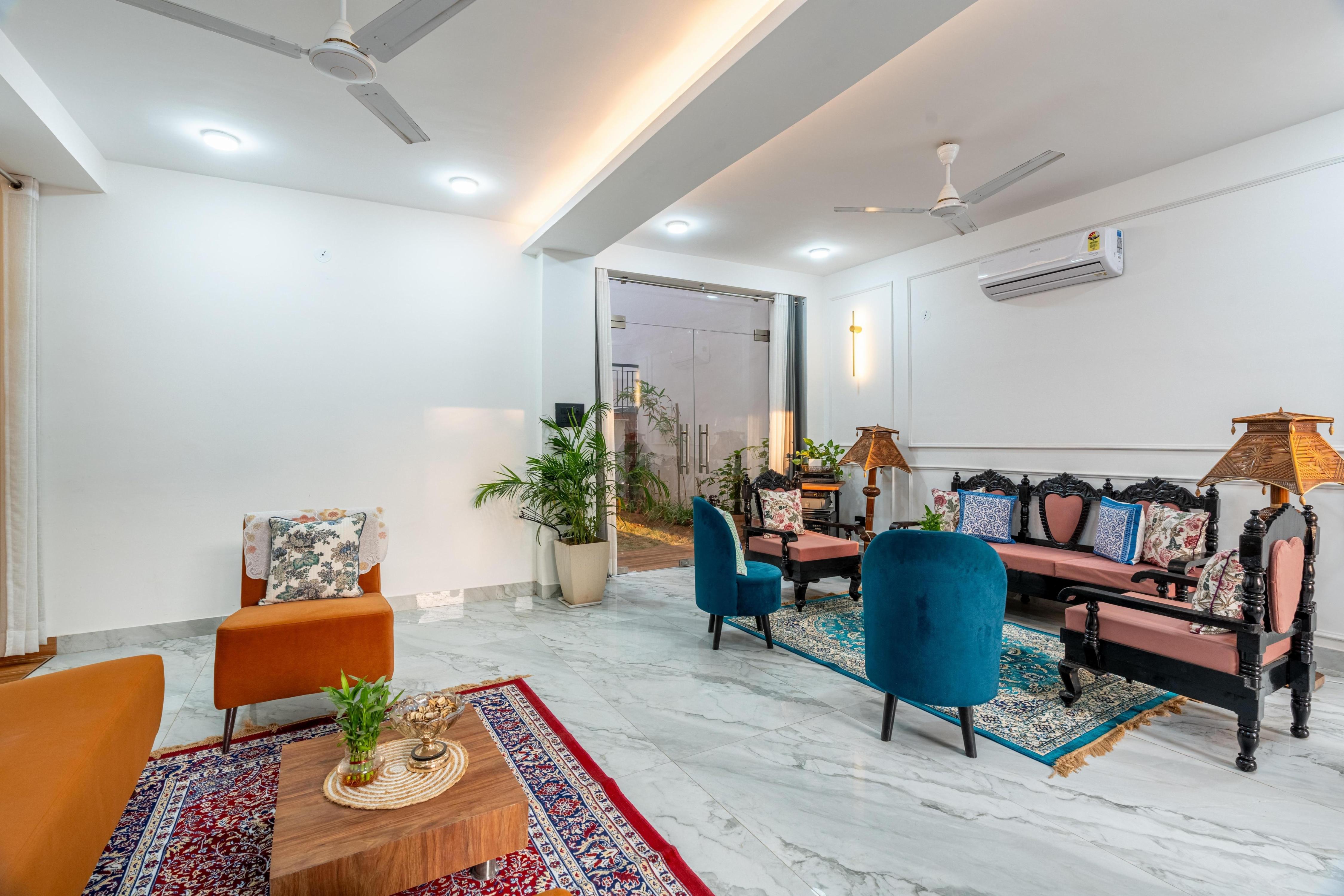 8 BHK Palatial Villa with Antique Decor & Garden - Tap to explore photos