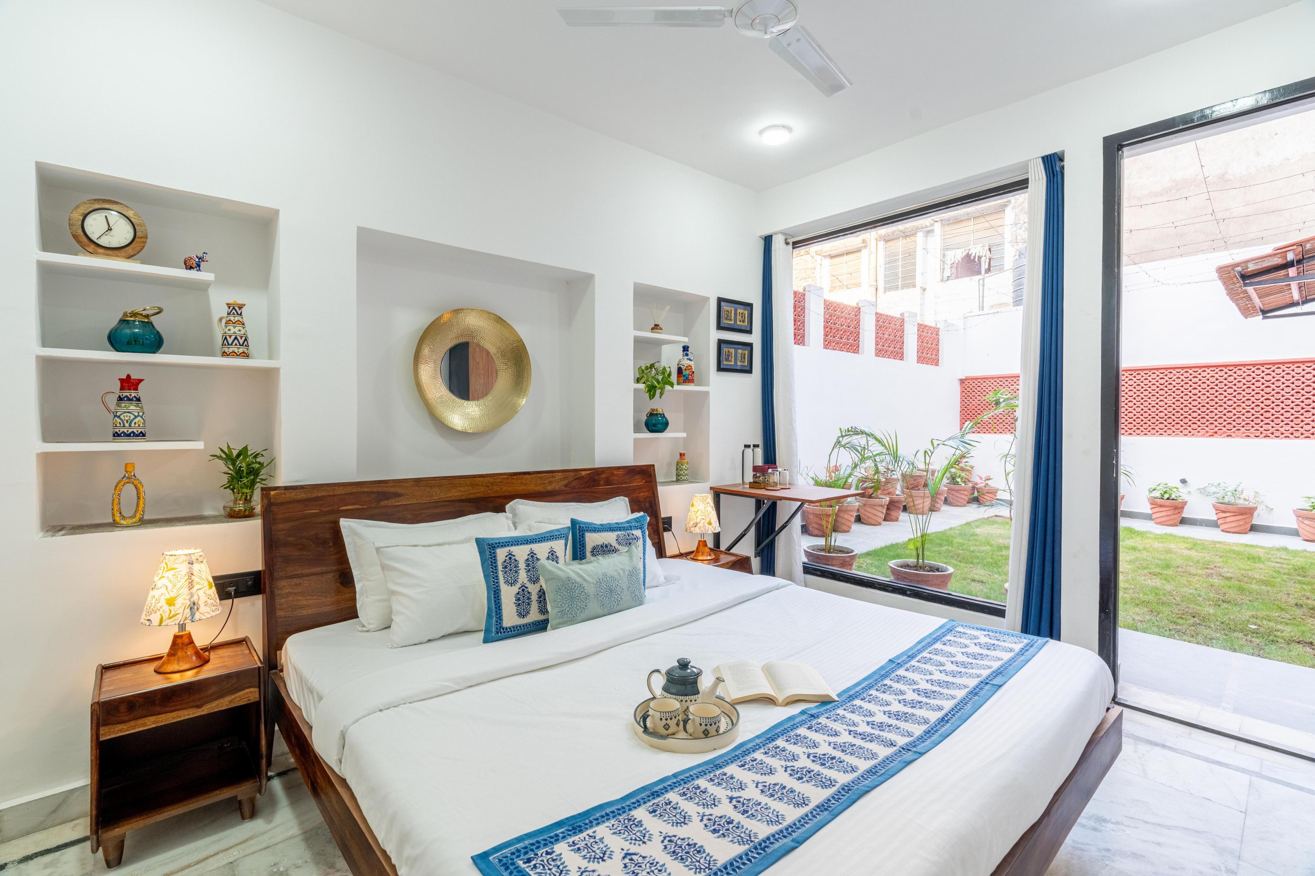8 BHK Palatial Villa with Antique Decor & Garden - Tap to explore photos
