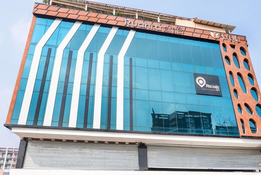 Pincode 90 Executive Suites