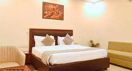 Ayansh Klyde Inn Lucknow Room Type - Premium Room Ayansh Klyde Inn Lucknow Room Type - Premium Room