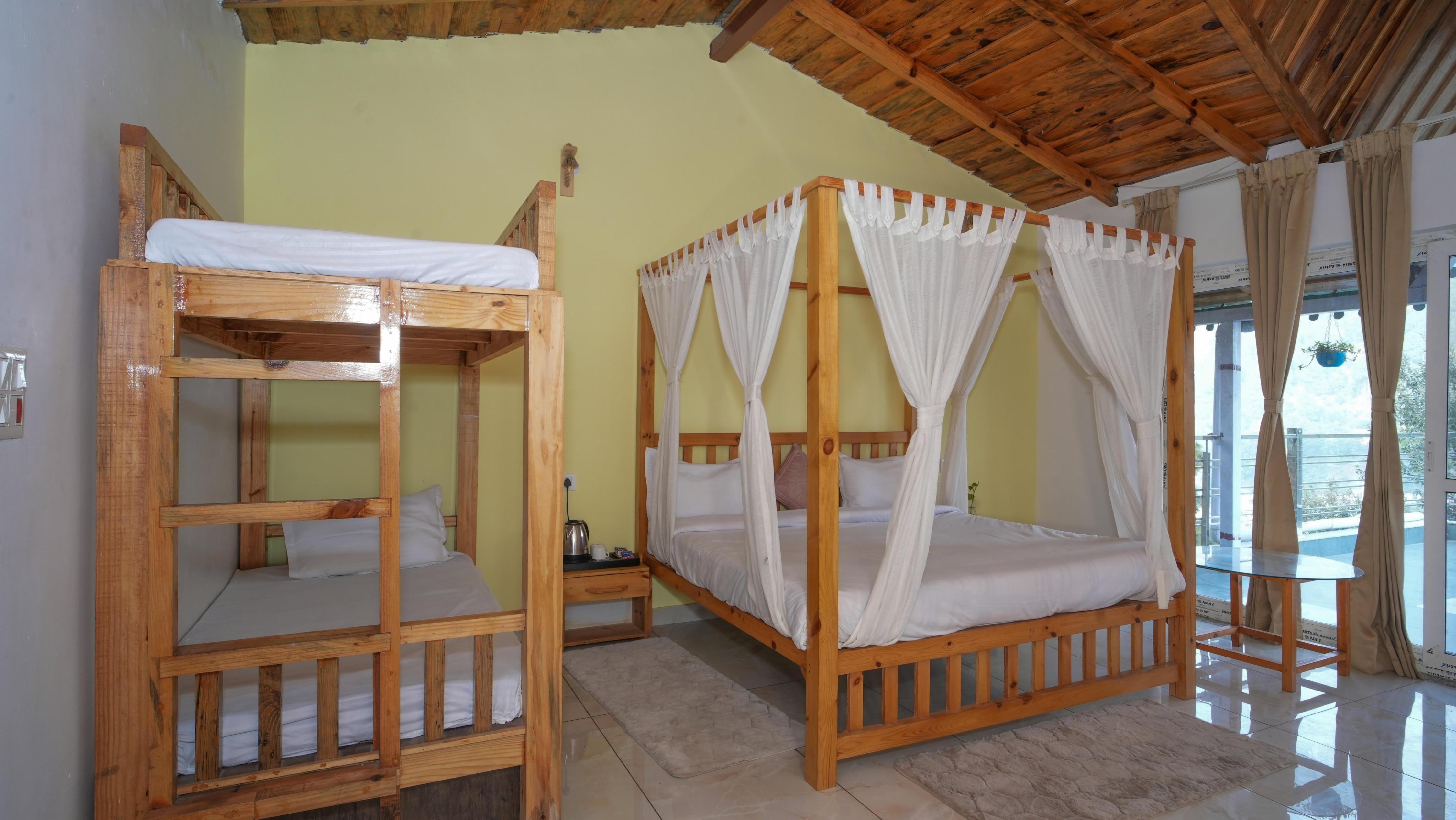 Himalayan Magpie| Lake View 5BHK Homestay - Tap to explore photos
