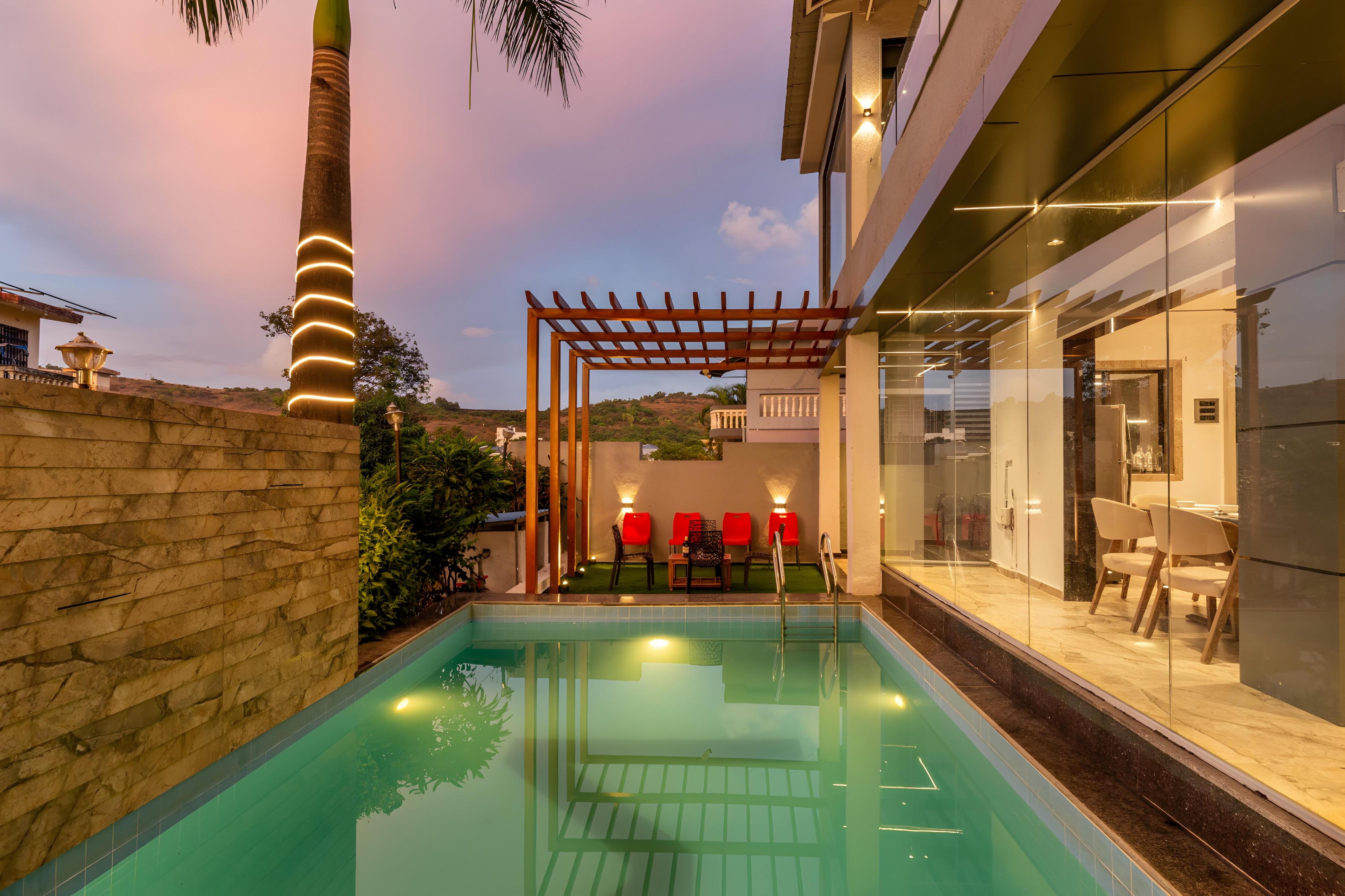 Flareon 4BHK by TensorStays - Tap to explore photos