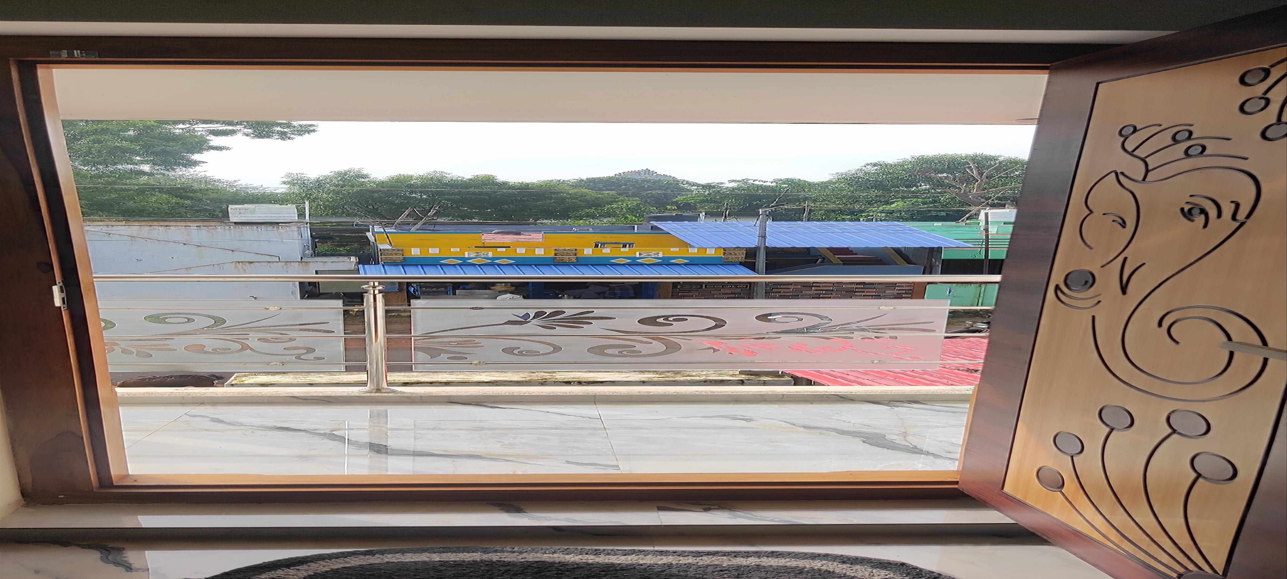 Vel Murugan Home Stay - Tap to explore photos