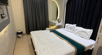 Hotel Fortune Palace Room Type - King Rooom