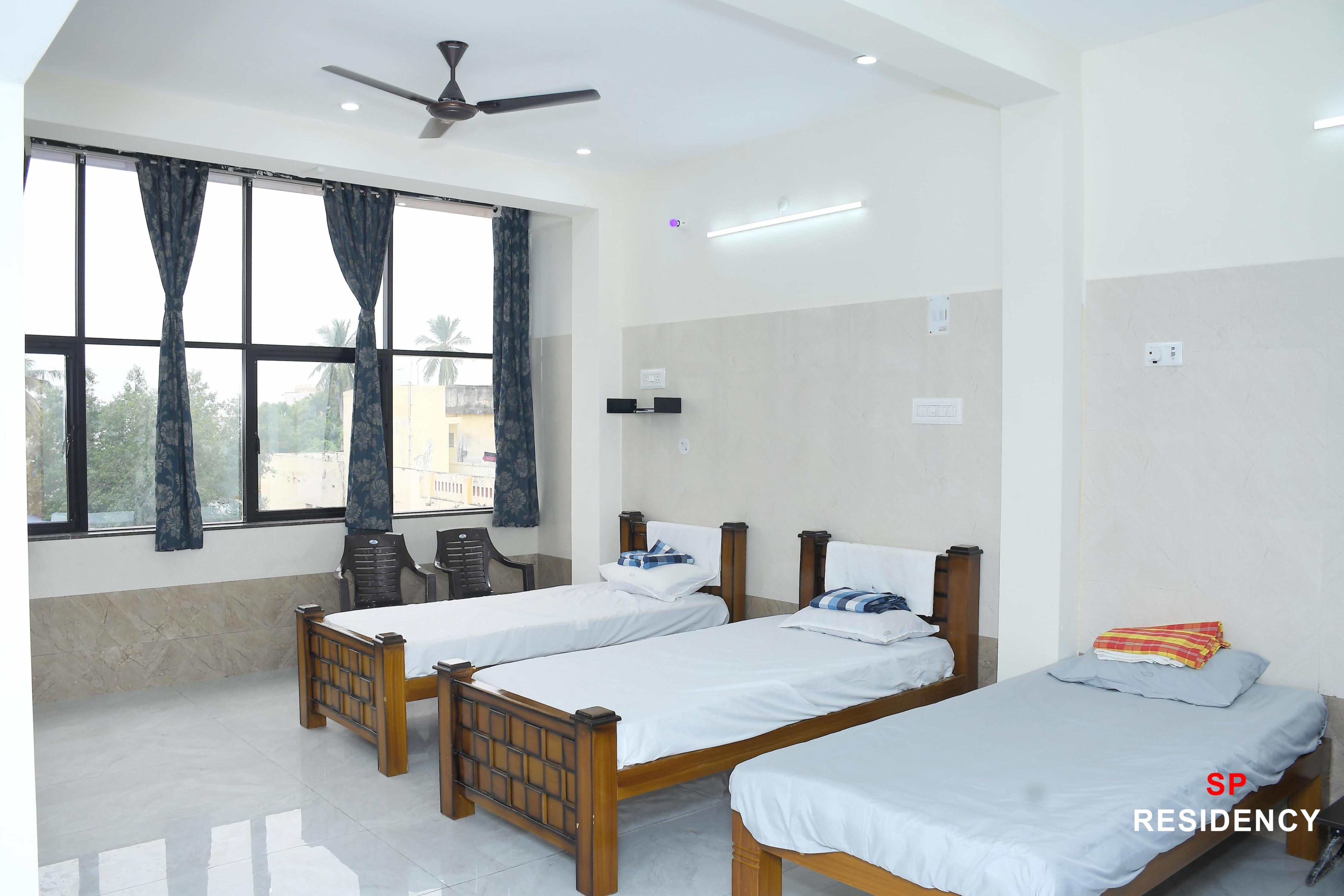 SP Tower Room Type - Premium Triple Bed