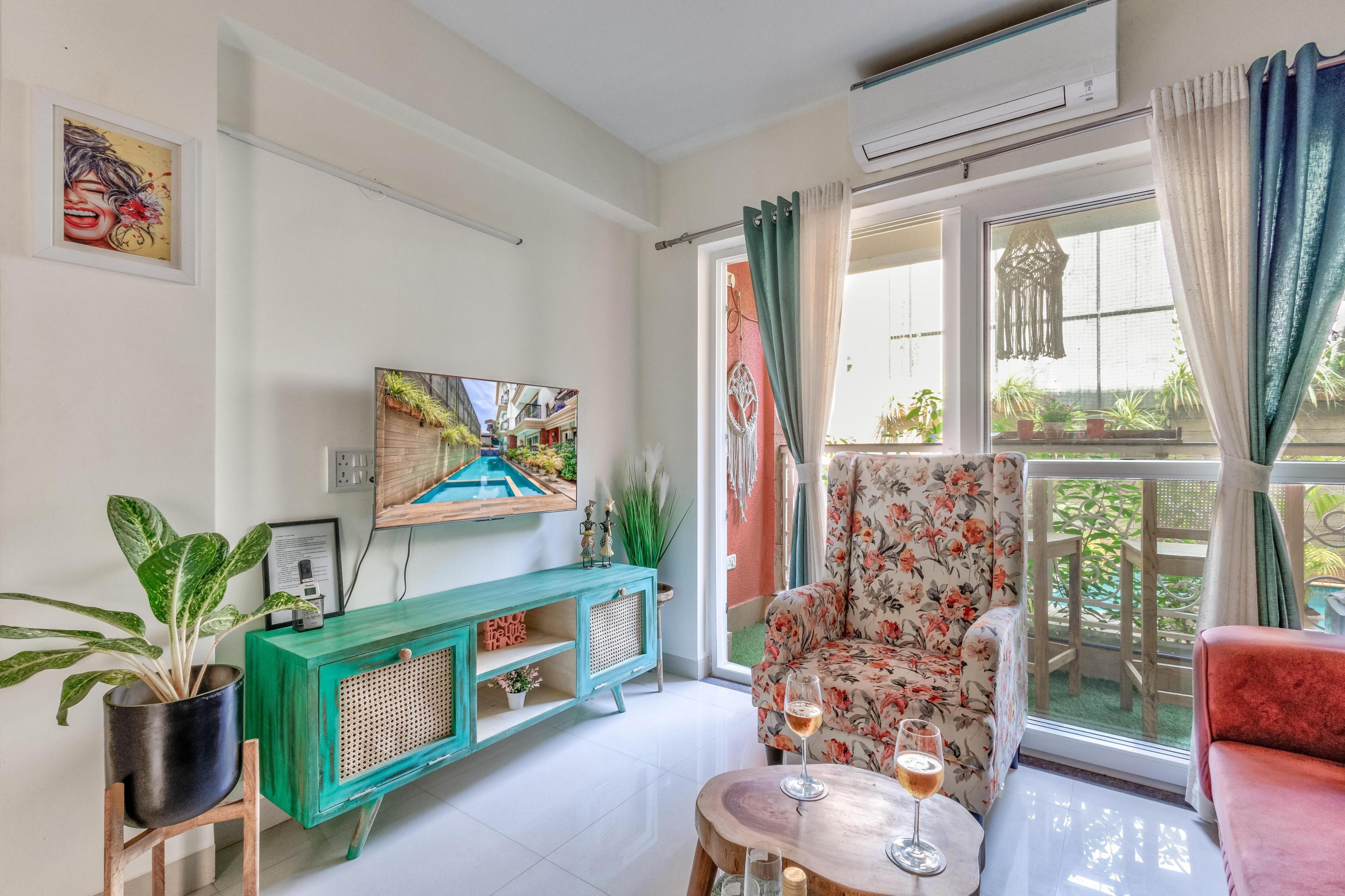 La Pumpkin - Tap to explore photos