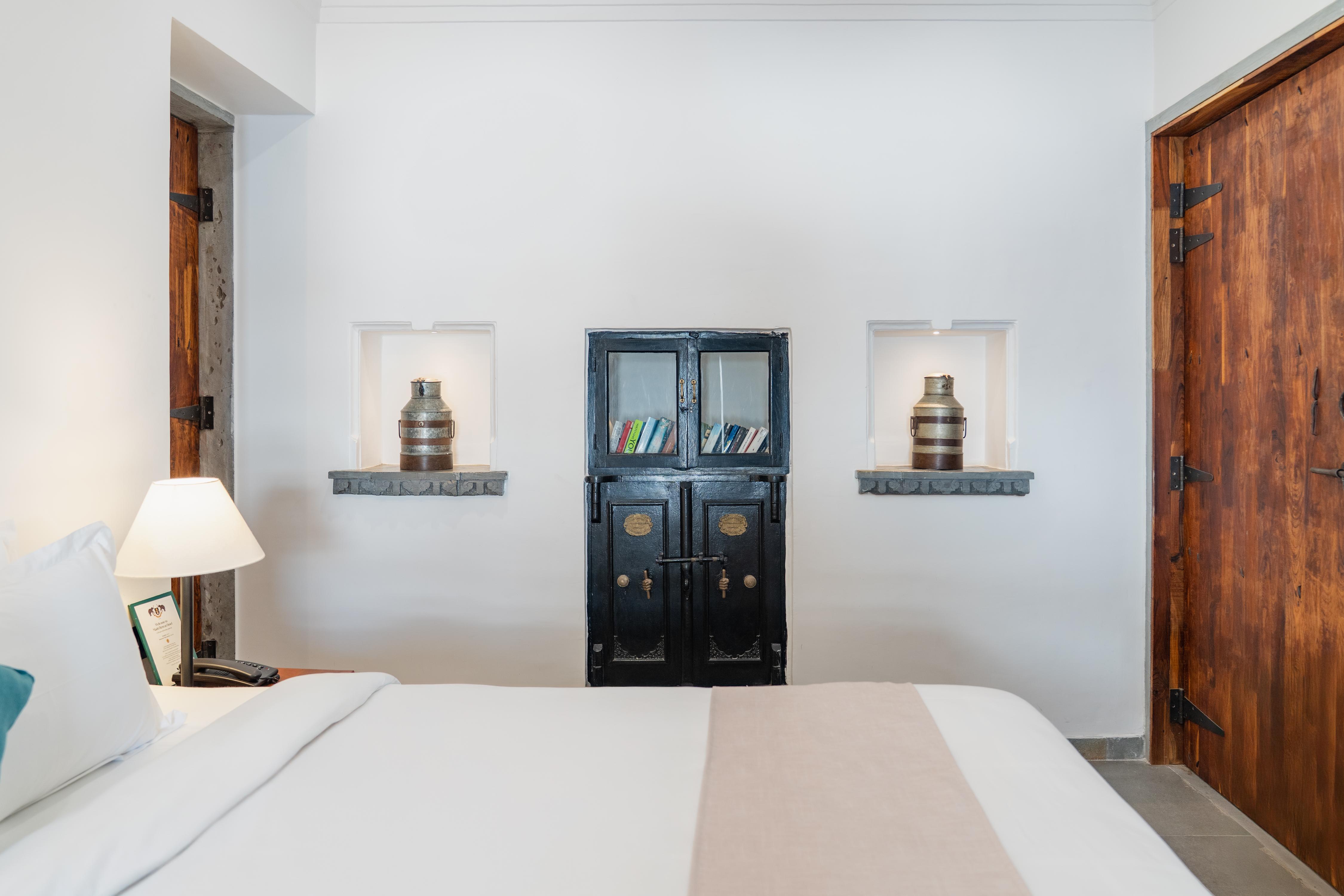 Madri Retreat - Heritage Boutique Hotel with Pool - Tap to explore photos