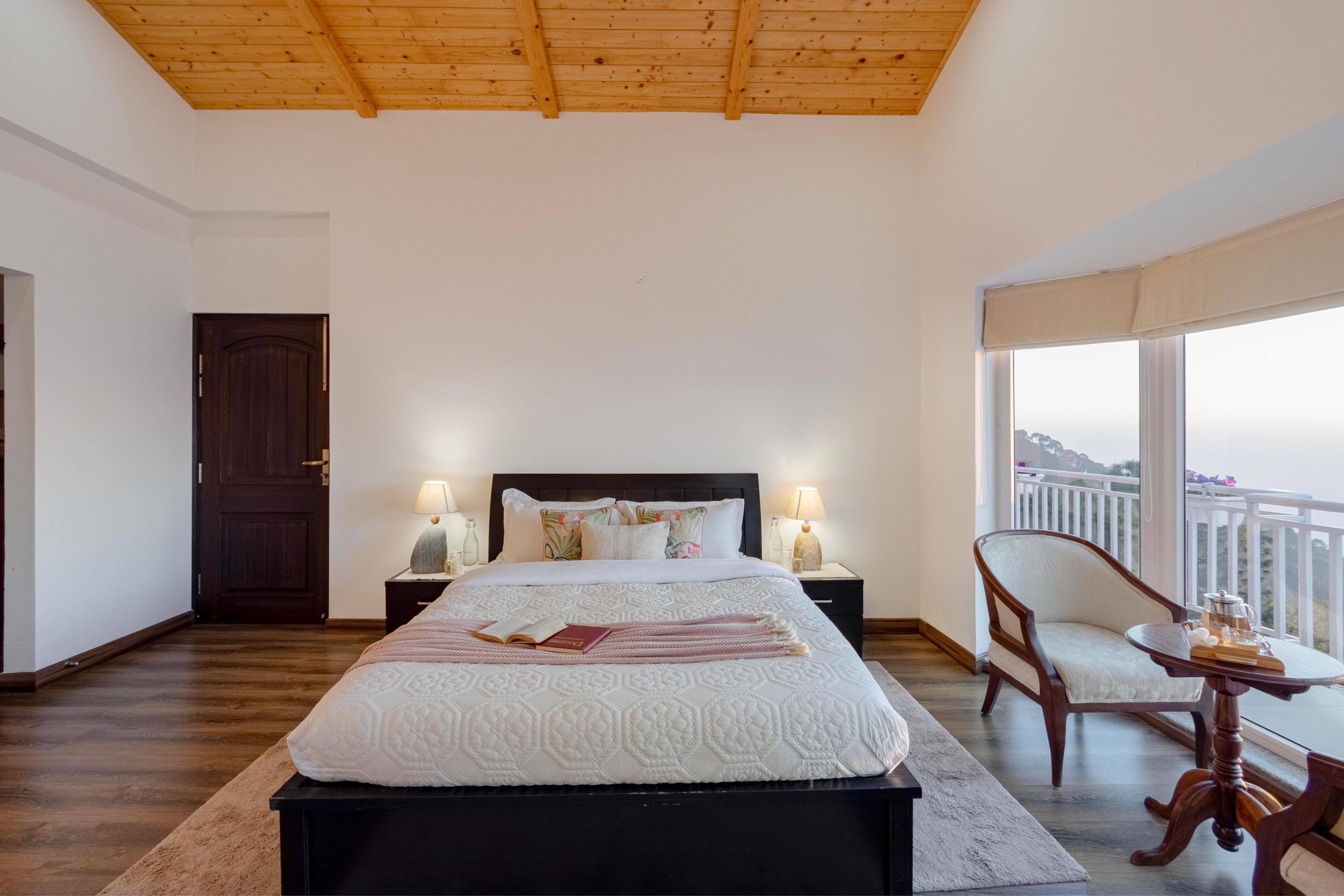 ELIVAAS Signature 4BHK with Attic Cliffside Villa with Scenic Views - Tap to explore photos
