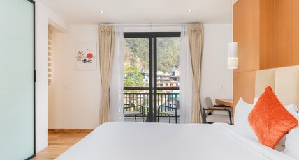 Atithi Suites Room Type - Deluxe Suite