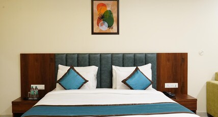 Radiant Retreat Resort 2 KM from Birla School Kishangarh Room Type - Super Deluxe Room (Balcony Room Subject to Availability)