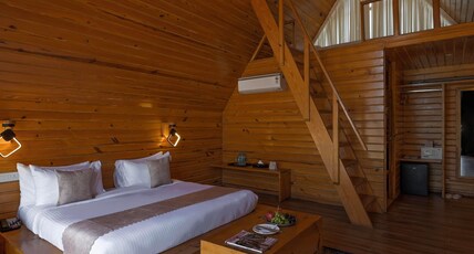 CORBETT PLATINUM HERITAGE Room Type - Pine Wood Cottages
