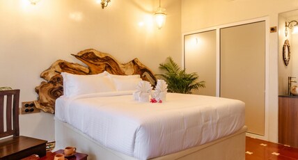 Nomads Resort Luxury Bathtub Suits and Private Pool Room Type - Chettinad Themed Room with Bathtub