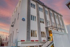 Hotel Winter Sky (Nearby Dal Lake)