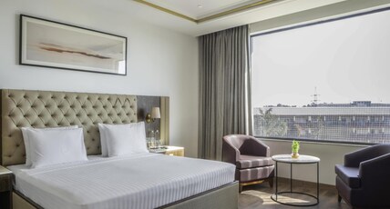 Clarks Inn Dehradun Room Type - Deluxe Room King