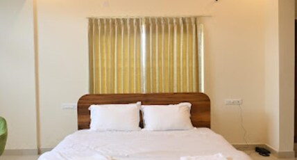 Hotel Raaya Grand Inn Room Type - Suite Room