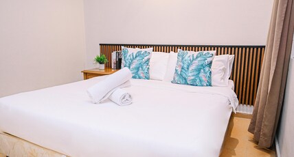 Swing & Pillows - Jonker Street Malacca Room Type - Deluxe Queen Room