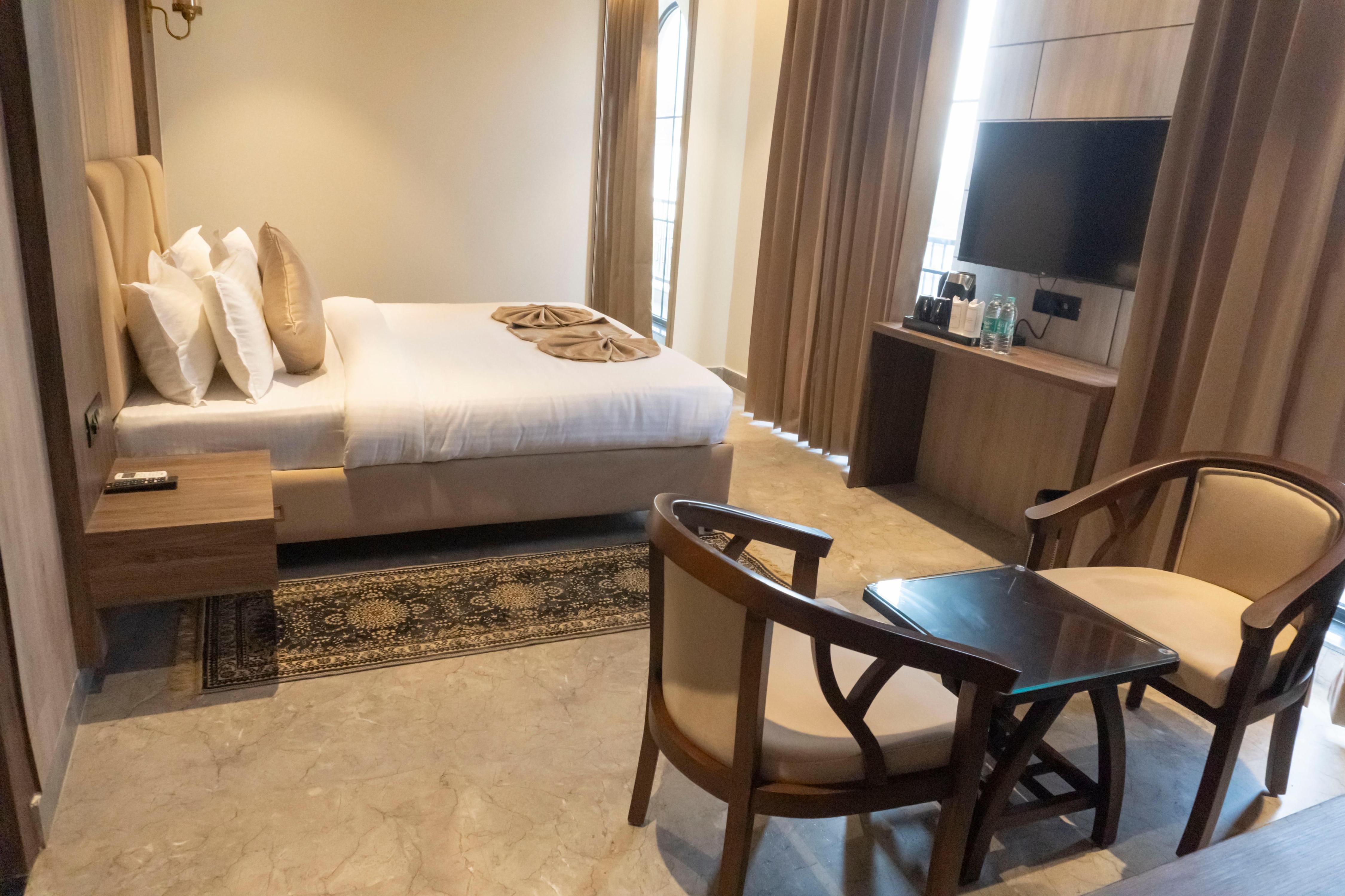 Hrishikesh High @ 2Km from Triveni Ghat Room Type - Diamond Room with City View