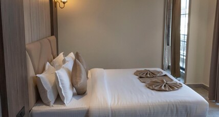 Hrishikesh High @ 2Km from Triveni Ghat Room Type - Diamond Room with City View