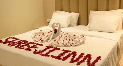 Hotel Shree Ji Inn Room Type - Deluxe Room