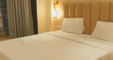 Hotel Shree Ji Inn Room Type - Executive Room