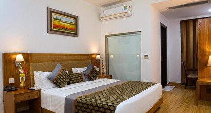 OPO Premier GK2 Room Type - Executive room