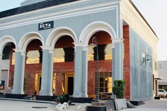 Loya Hotel