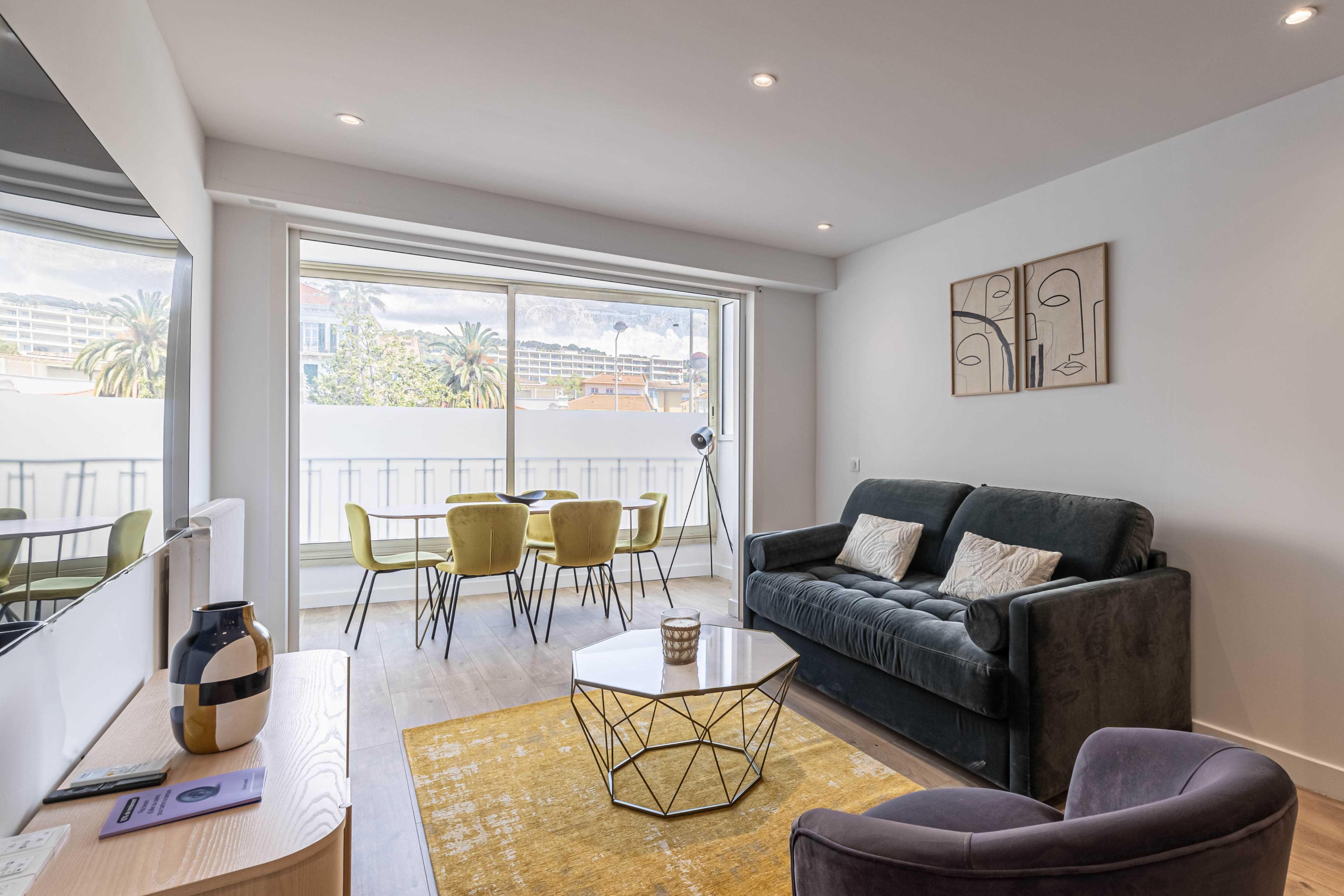 Magnificent 3room apartment quiet balcony