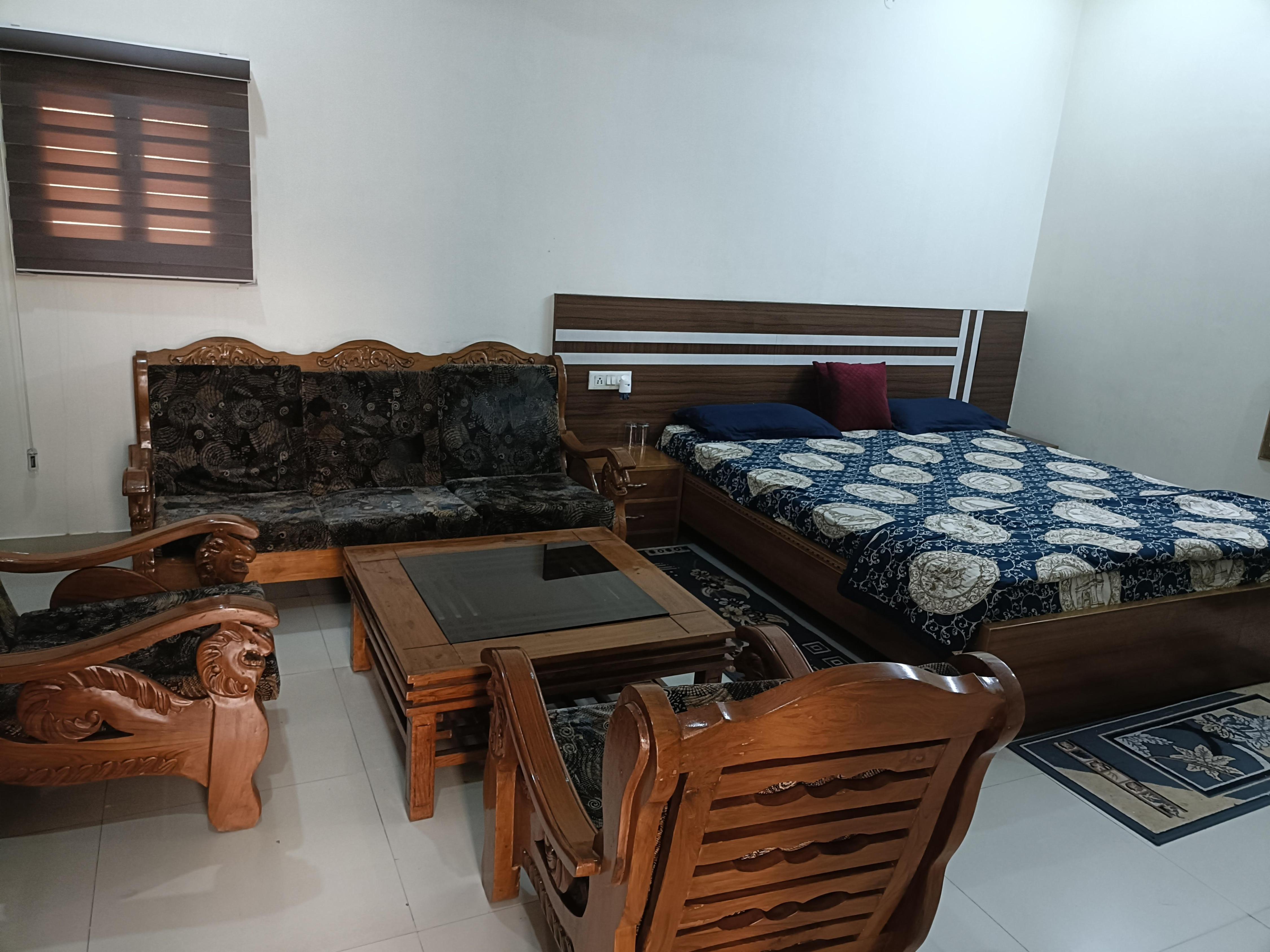 Lavanya Guest House - Tap to explore photos