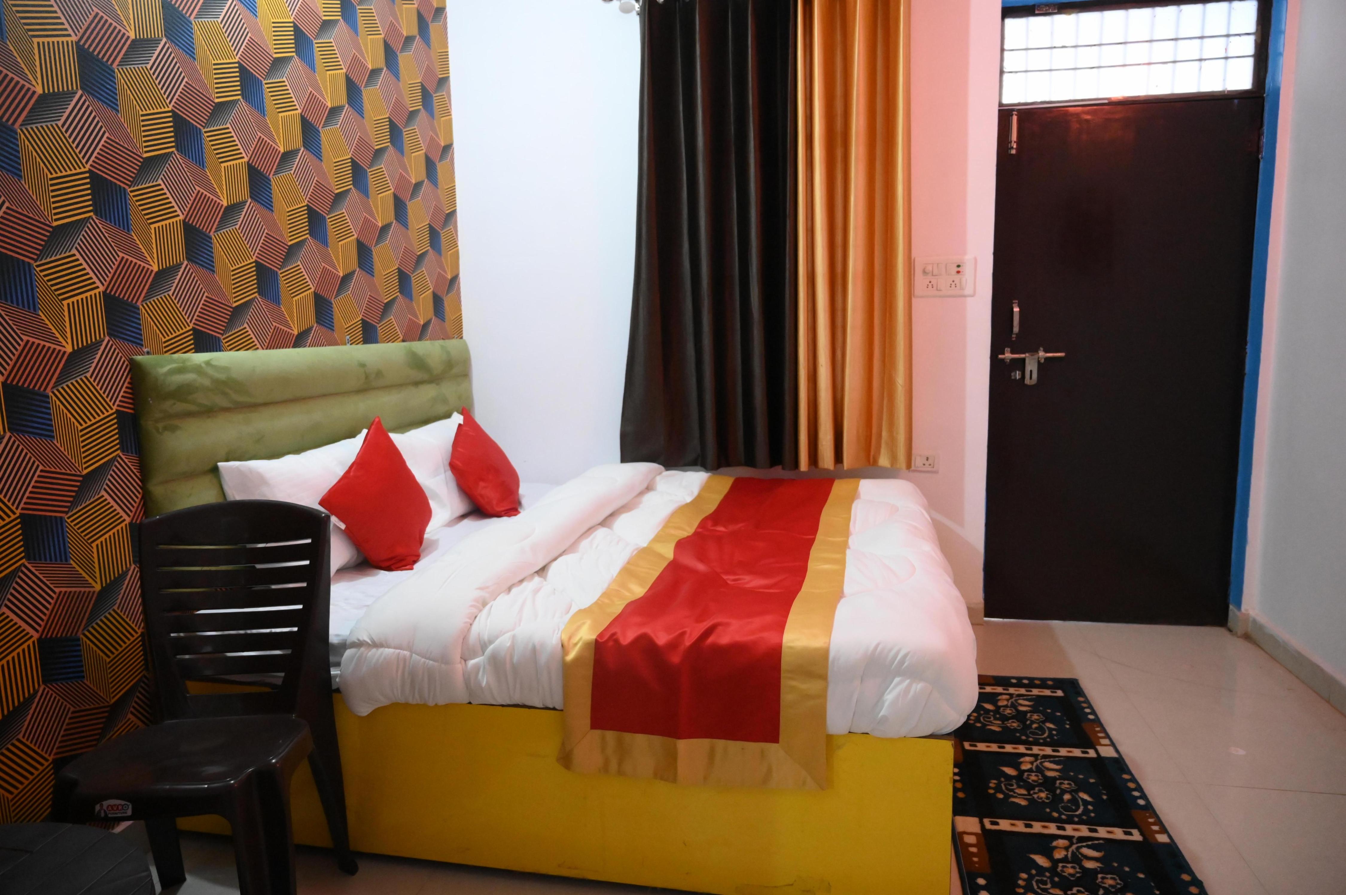 All In One Guest Solution Guest House Room Type - Deluxe Room